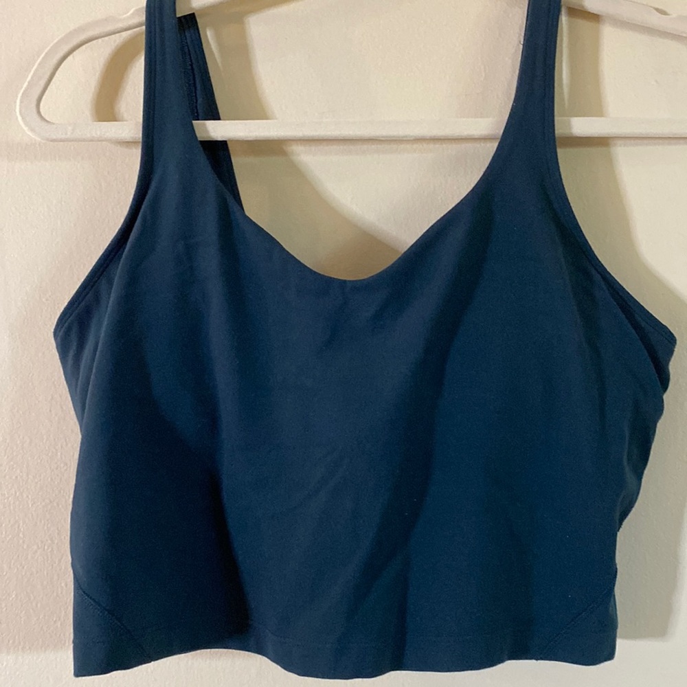 Align crop tank